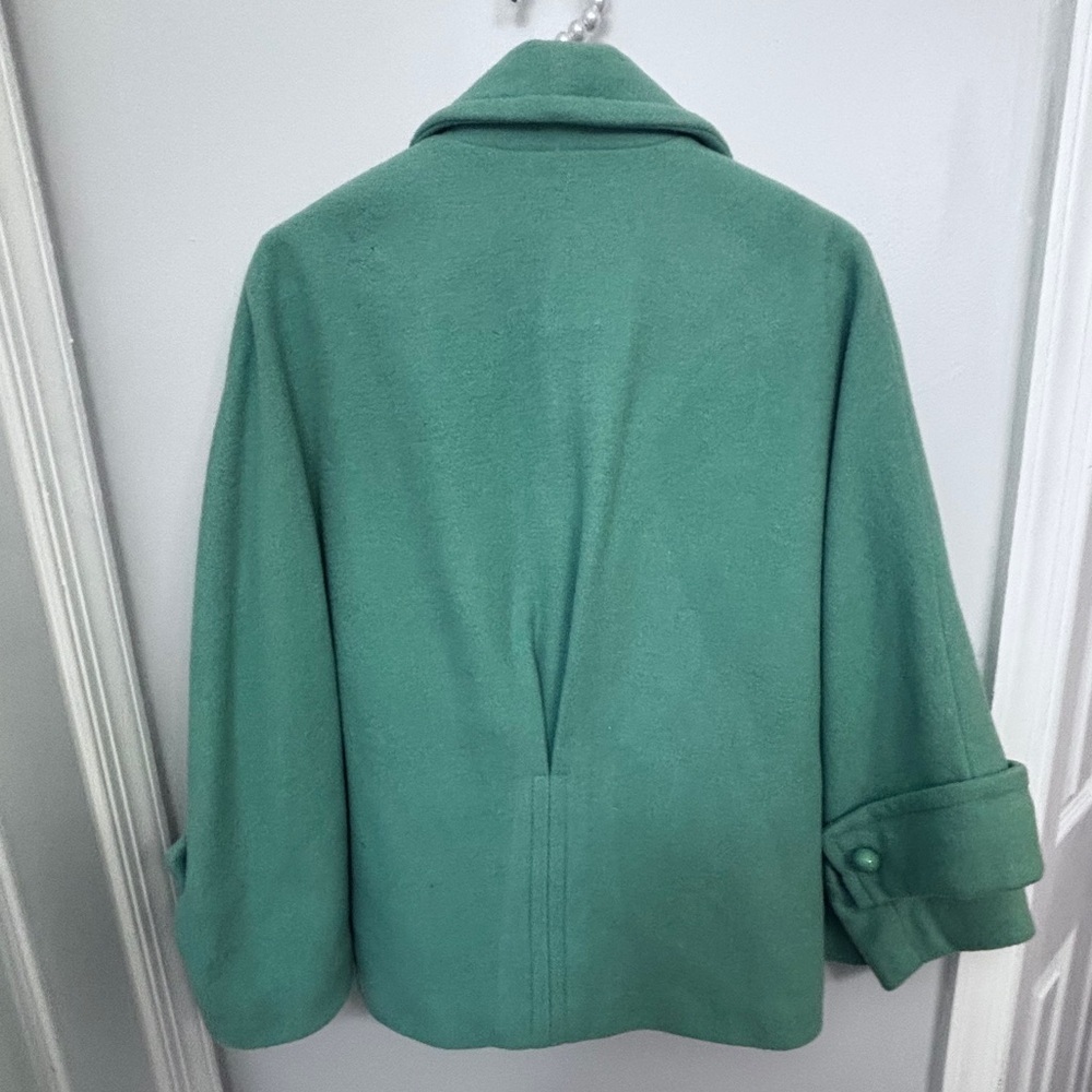NWT Cabi Carriage House Green Cape
Size: Small /Medium - Picture 3 of 8